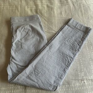 Carolina Belle Blue/White Seerksucker Ankle Pants - Sz 4 - GUC